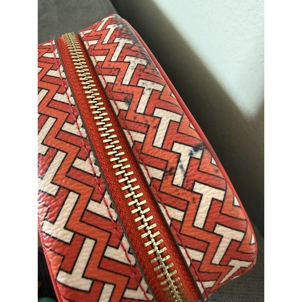 TORY BURCH Red Chevron Oval Makeup Cosmetics Bag Pouch Case 6x4x3.5